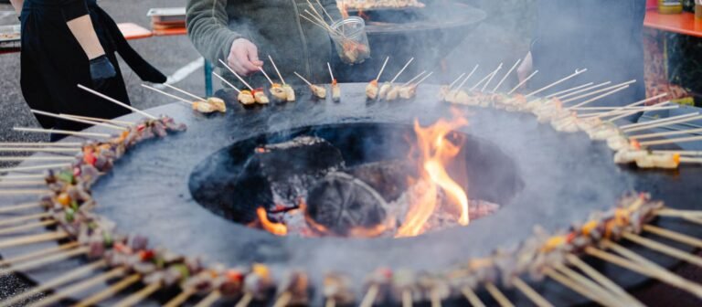 Un barbecue pour un mariage d'hiver en Alsace par Once Upon a Day duo photo et video de mariage en Alsace